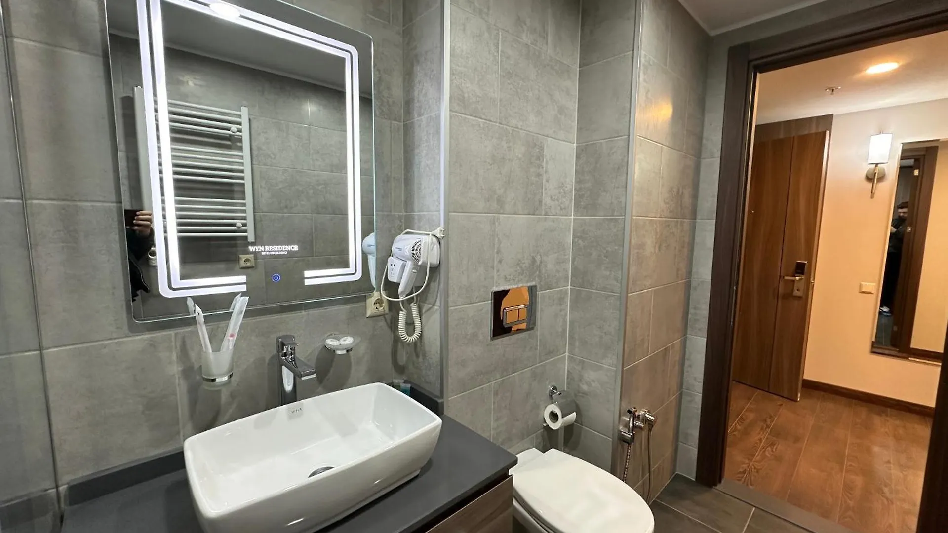 Beautiful Apartments Near The Sea Adlia Street Batumi Aparthotel