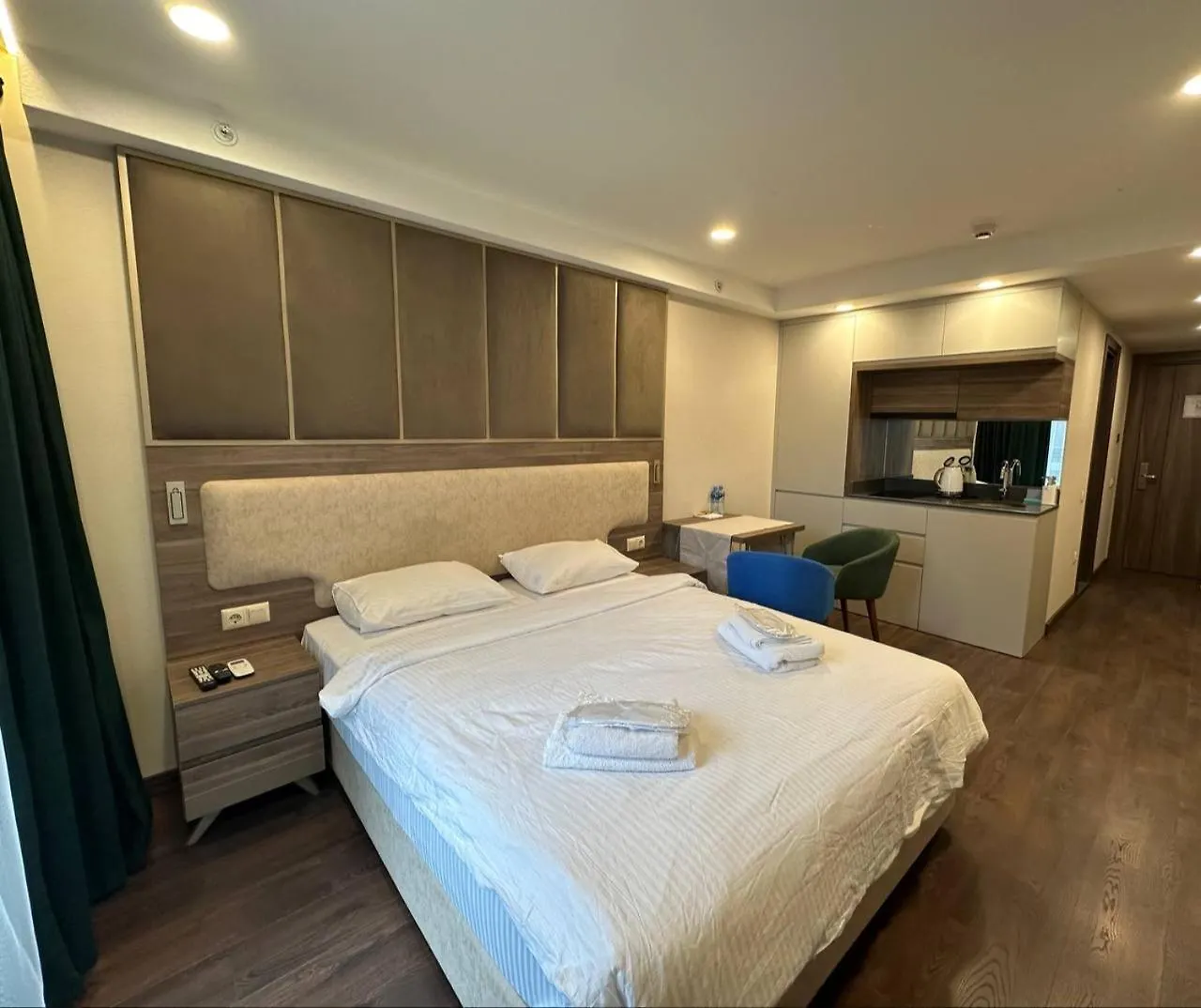 Beautiful Apartments Near The Sea Adlia Street Batumi