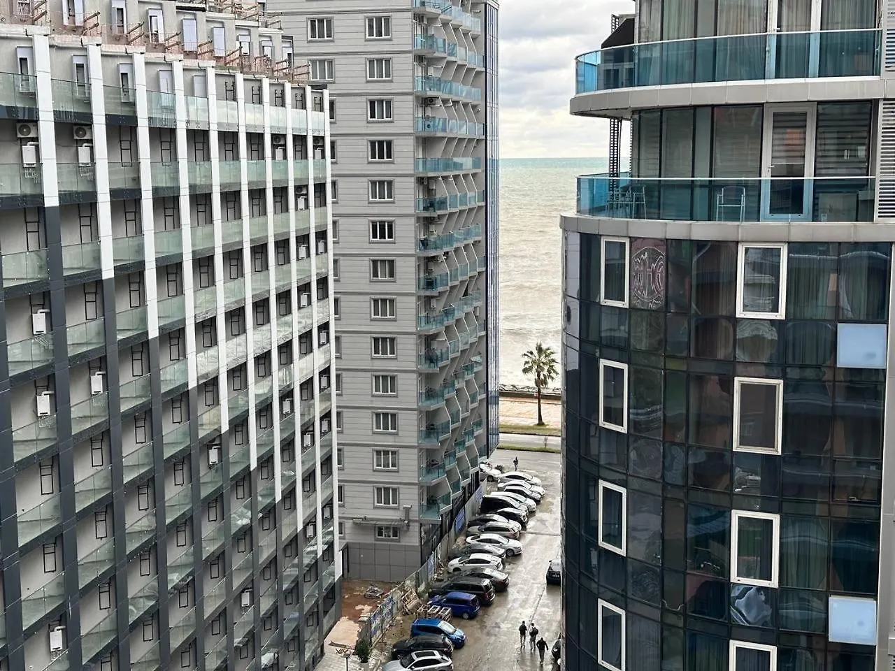Beautiful Apartments Near The Sea Adlia Street Batumi 0*,