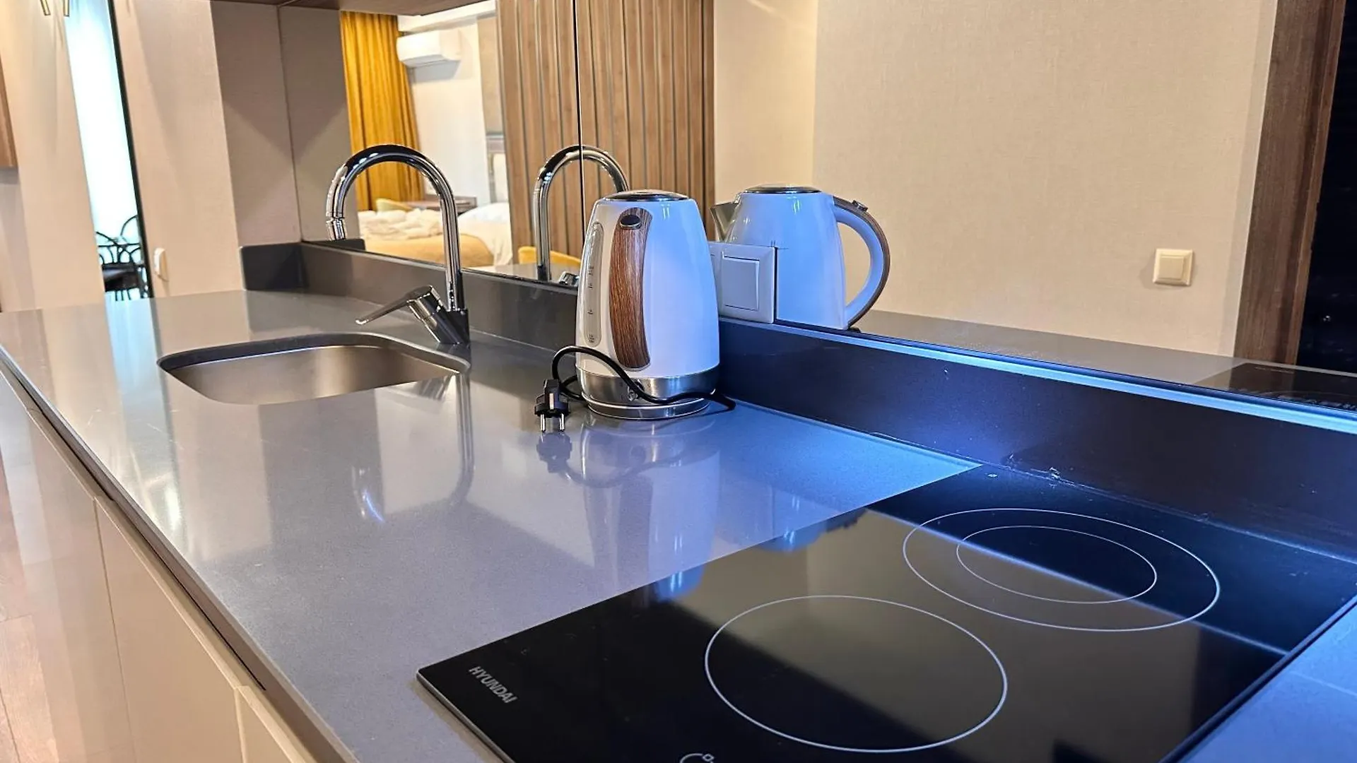Beautiful Apartments Near The Sea Adlia Street Batumi Aparthotel